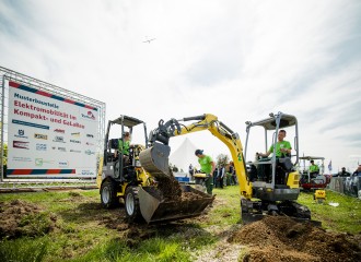 RecyclingAKTIV & TiefbauLIVE: Smarte Technik zum Arbeiten im grünen Bereich