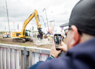 In der Anbaugeräte-Arena wird nachhaltige Abbruchwirtschaft hautnah erlebbar